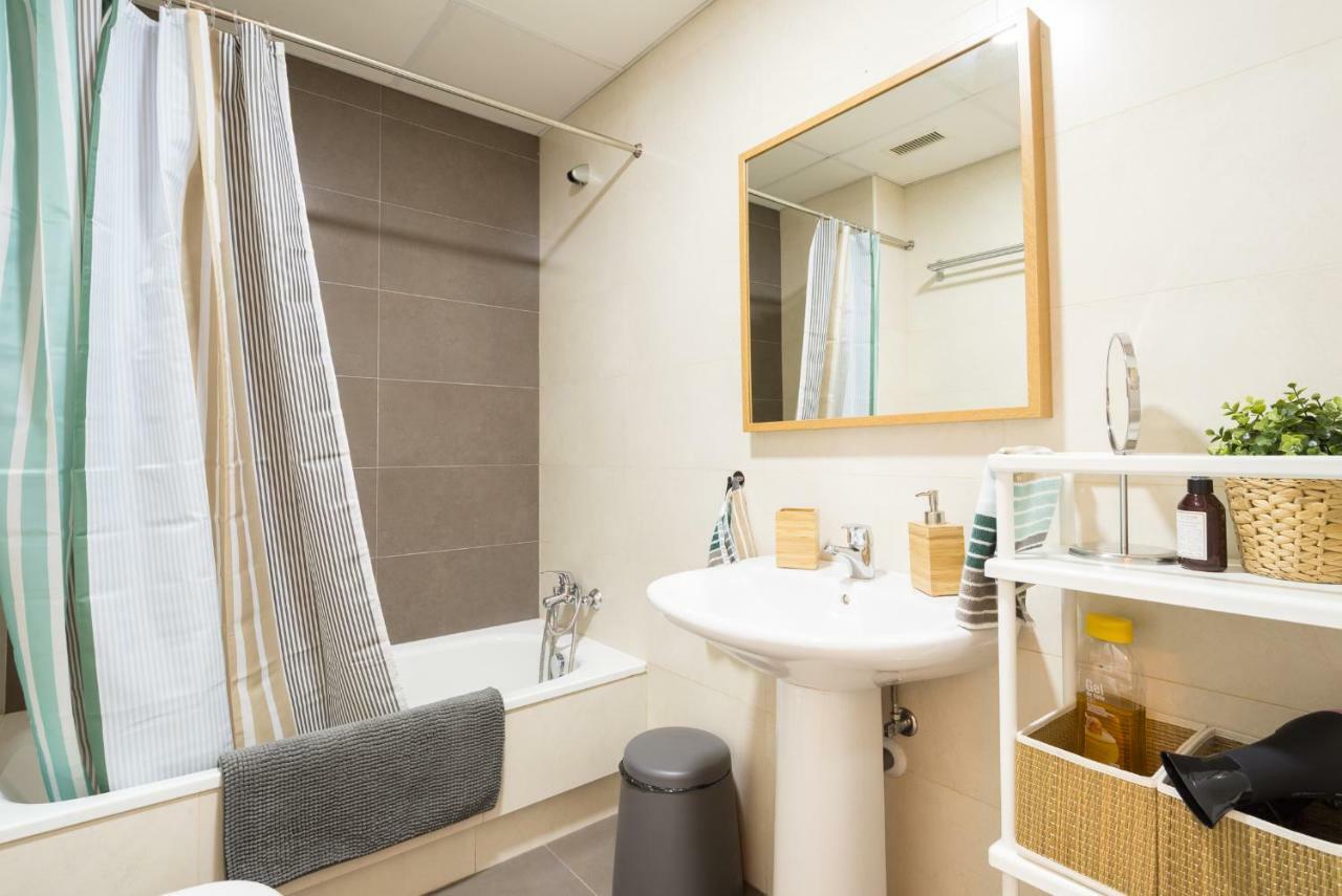 Homely Malaga Plaza Montano Ngoại thất bức ảnh